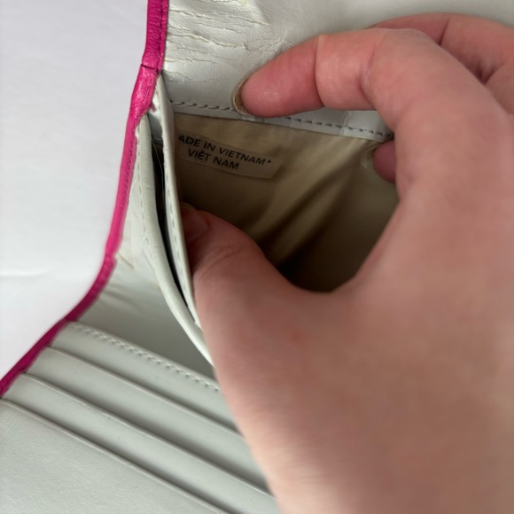 Coach Pink Wallet - Picture 4 of 13